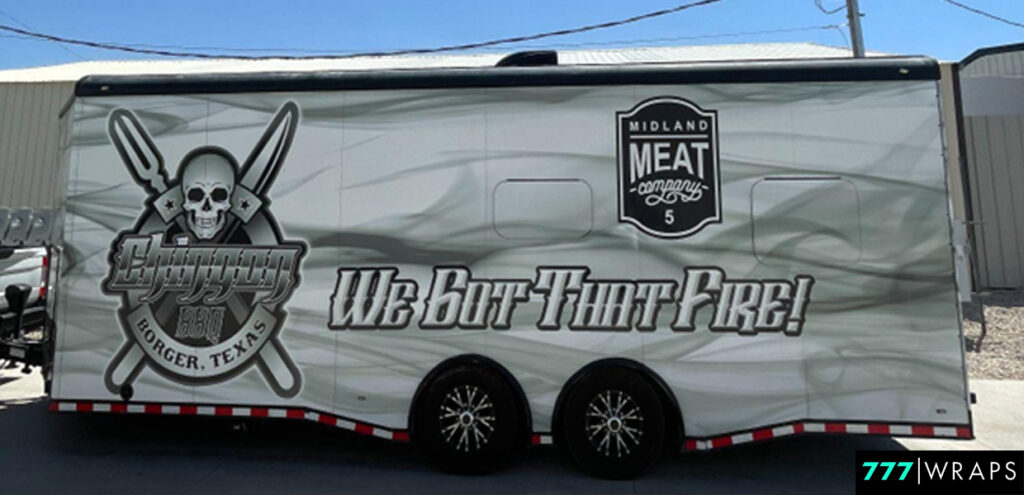 Large logo vehicle wrap that is easy to recognize at a glance
